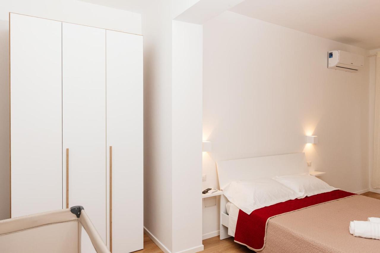 La Casa Di Ambra Hotel Porto Torres Ngoại thất bức ảnh
