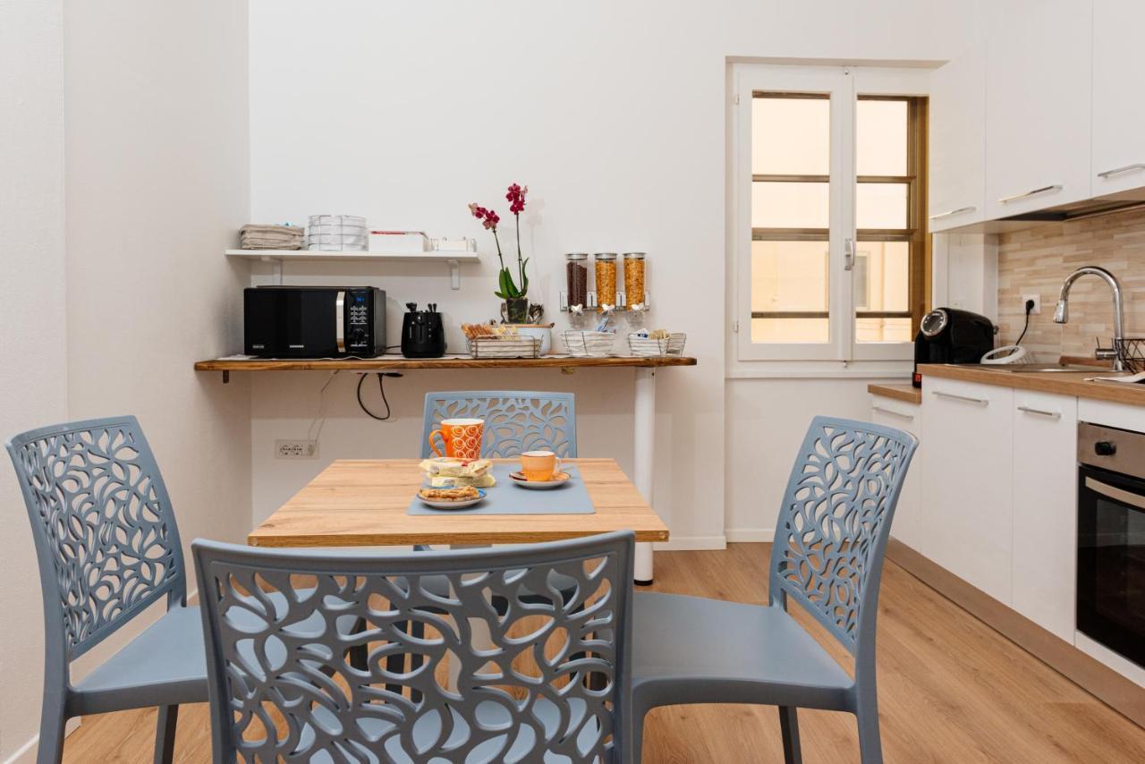 La Casa Di Ambra Hotel Porto Torres Ngoại thất bức ảnh