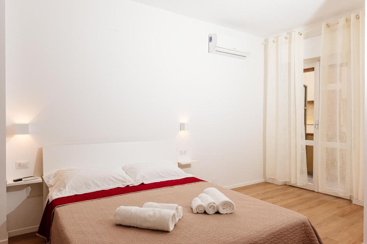 La Casa Di Ambra Hotel Porto Torres Ngoại thất bức ảnh